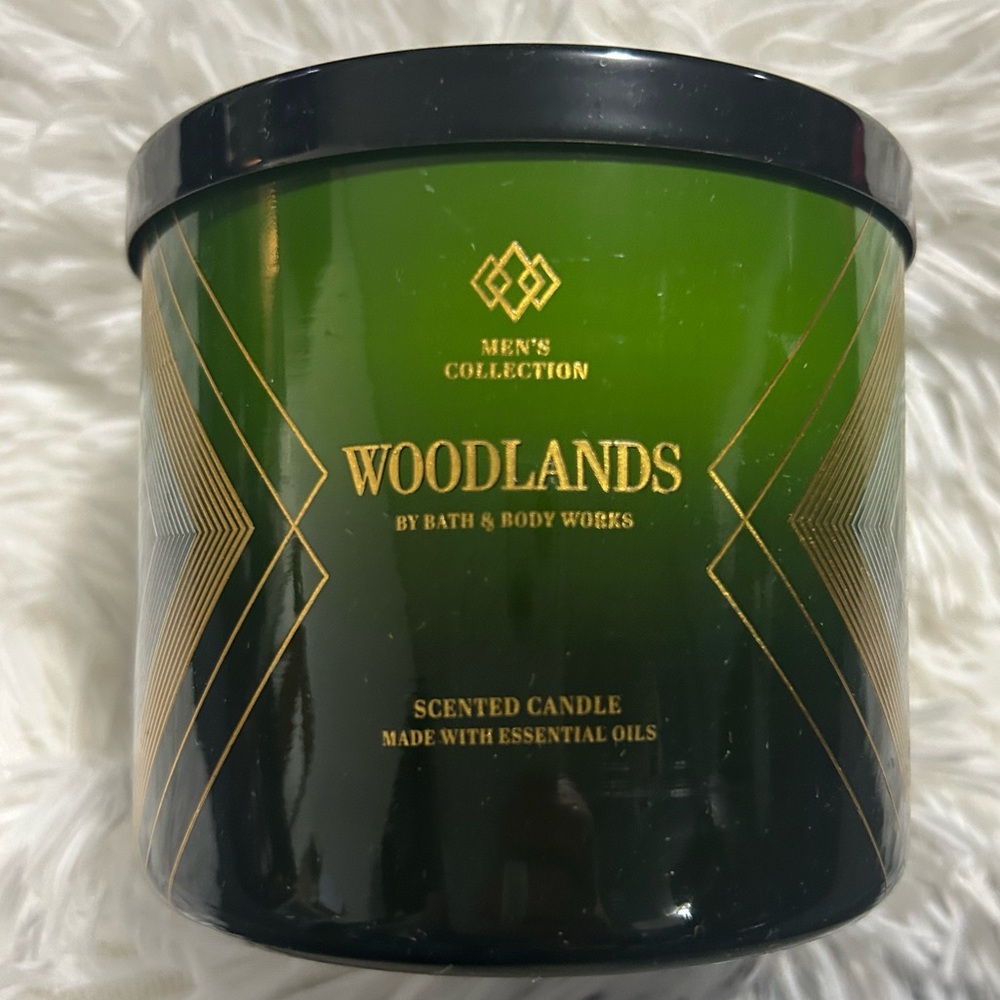 Bath & Body Works Men's Collection Woodlands 3-wick Scented Candle 14.5 oz New! - Picture 2 of 14
